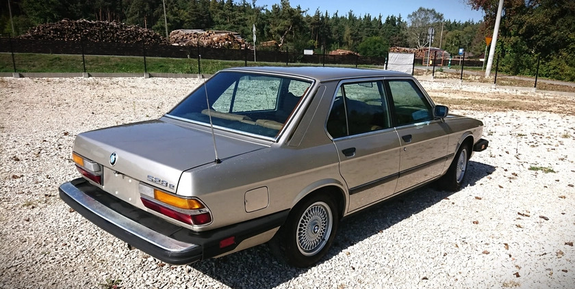 BMW Seria 5 cena 46000 przebieg: 229241, rok produkcji 1983 z Bytom Odrzański małe 154